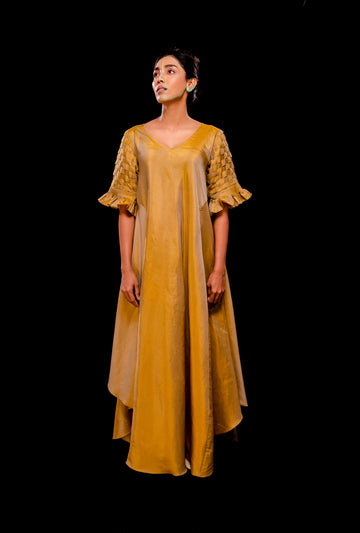 Asymmetric Gown With Pin-tuck Woven Sleeve