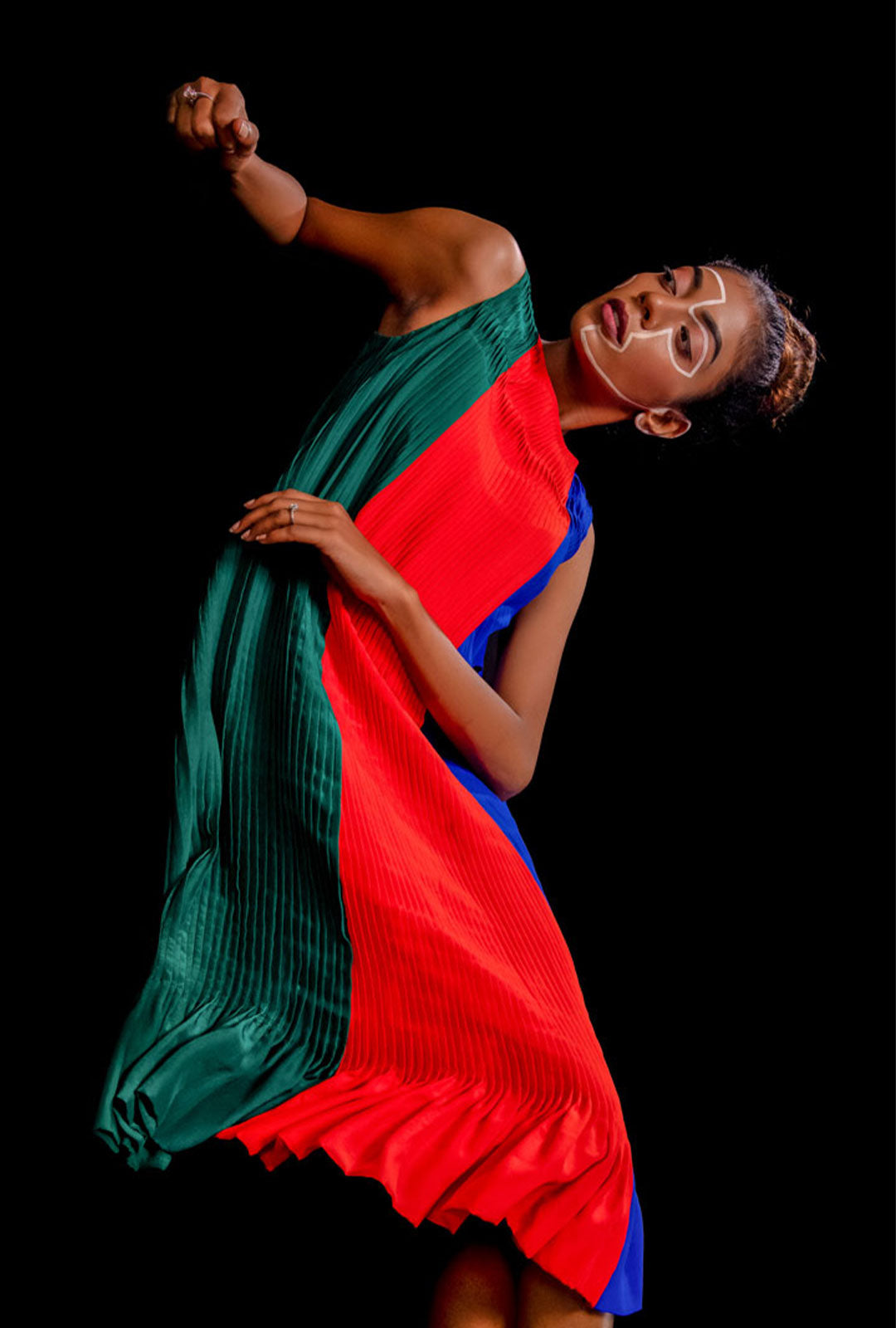 Sleeveless Colour Block Pin-tucked Dress