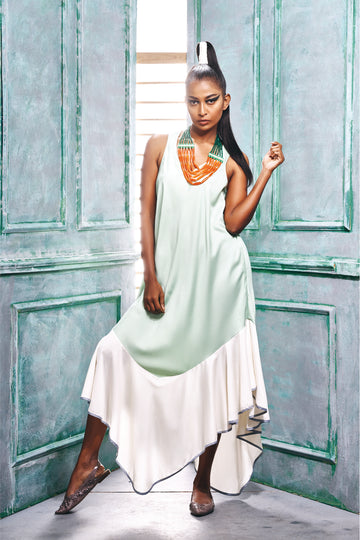 Sleeveless Colour-block Dress With An Asymmetric Hem
